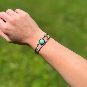 Vintage Sterling Silver Turquoise Cuff Bracelet